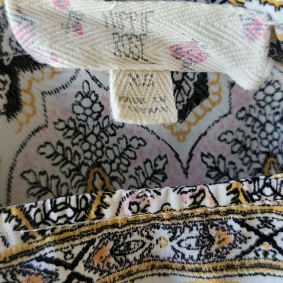 Hippy Rose Mini Dress with Pockets Sz XS P2P 17 L 17 - Picture 6 of 7